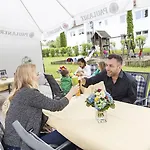 Taste Hotel